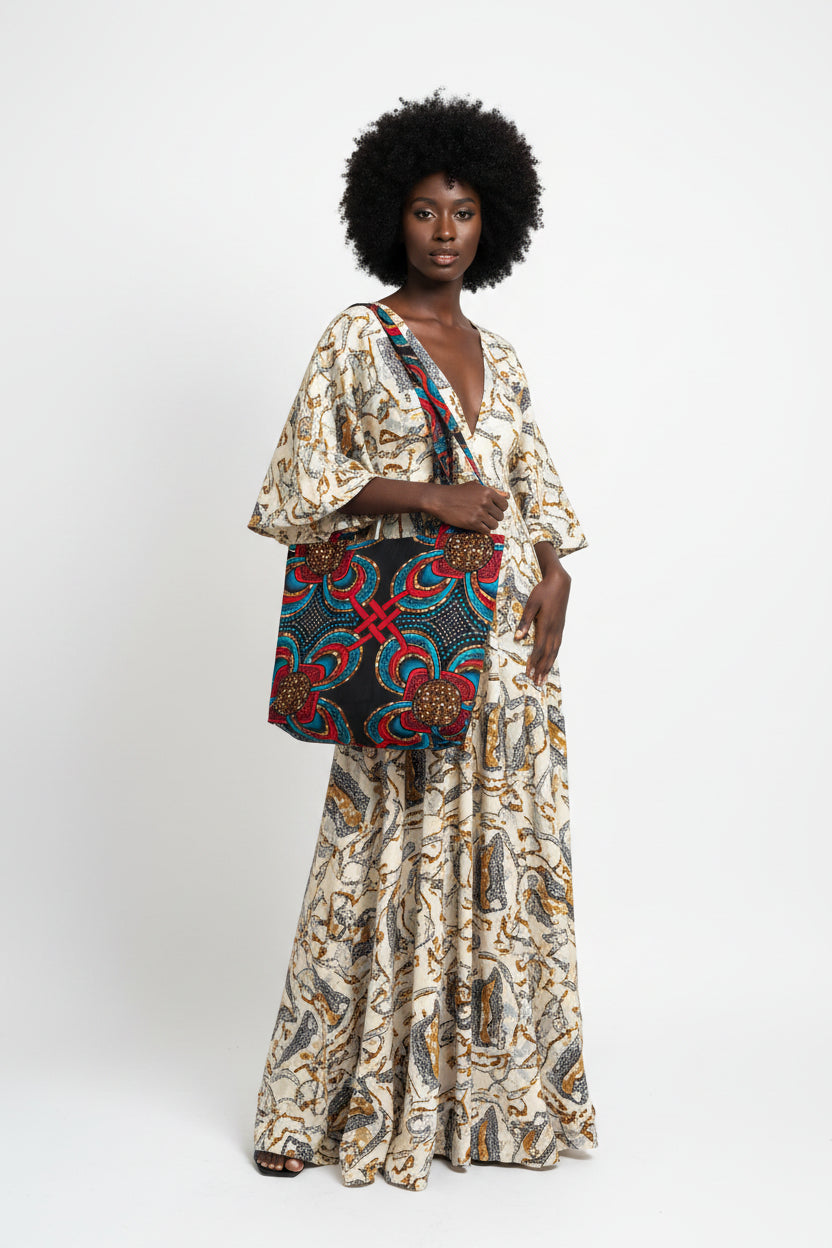 MALA TOTE EM CAPULANA – ELEGÂNCIA E TRADIÇÃO
