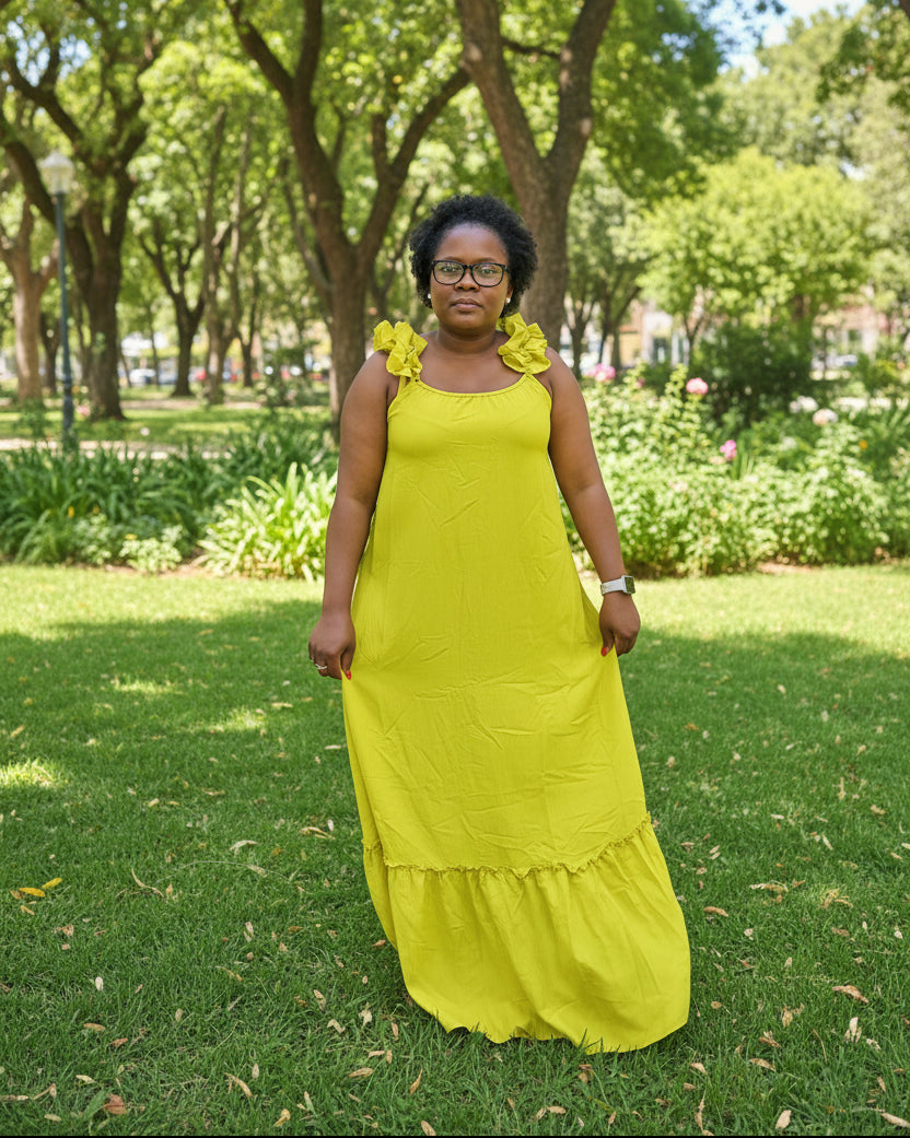 VESTIDO LONGO FLUIDO COM DETALHE DE BABADOS